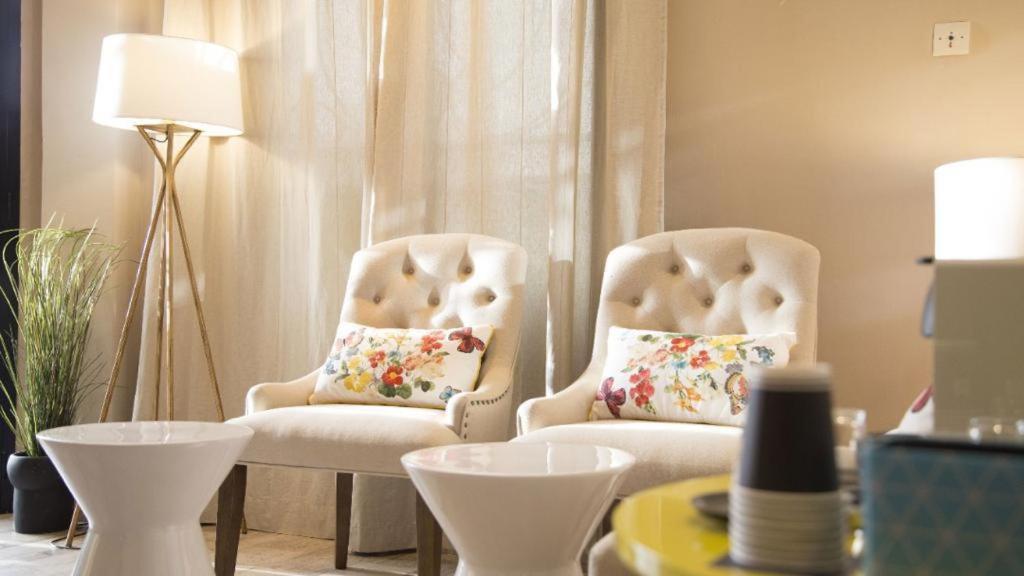 The Best Centric Hotel Нуакшот Экстерьер фото