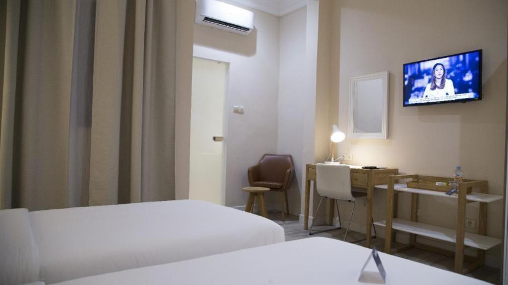 The Best Centric Hotel Нуакшот Экстерьер фото